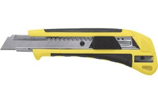 Нож технический Профи 18 мм усиленный кассета 3 лезвия IT